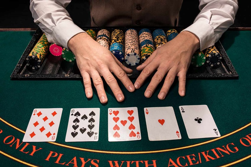 Poker positions: types and their influence on the game 4